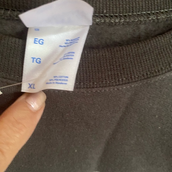 Snap-On sweatshirt - Picture 2 of 3